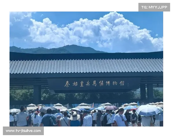 剑桥大学球员赴西安参观兵马俑促进体育文化交流与文明互鉴